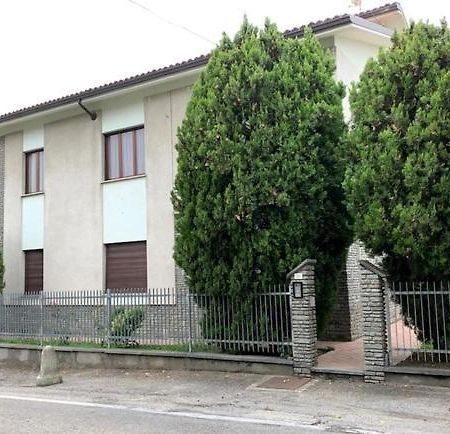 Monforte dʼAlba Casa Nebieu In Edificio Indipendente Nel Centro Di Monforte מראה חיצוני תמונה